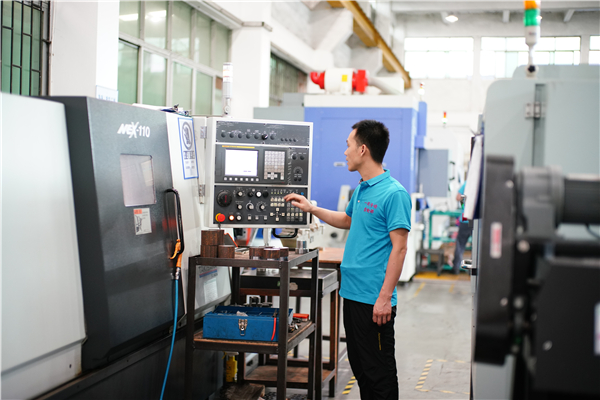 Japan Longze CNC Lathe